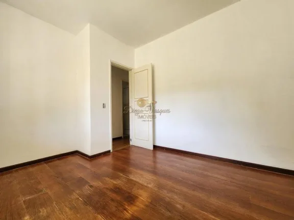 Imagem Casa para Venda em Teresópolis / RJ no bairro Cascata do Imbuí