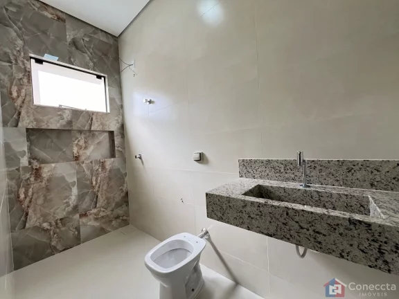 Imagem Casa à Venda no Afonso Queiroz – 3 Quartos, 2 Suítes com Closet e Área Externa