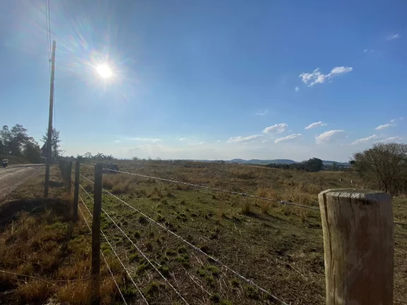 Imagem Área de 90.857m² a venda no Bairro dos Ferreiras em Porangaba/SP.