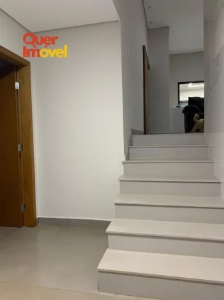 Imagem Casa em Condomínio à Venda em Ribeirão Preto-SP: 3 quartos, 3 suítes, 2 salas, 5 banheiros, 4 vagas na Terras de Florença, 190m².
