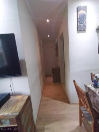 Imagem Apartamento à venda em Cotia-SP, no bairro Jardim Petrópolis: 2 quartos, 1 banheiro, 1 vaga, 45m². Imperdível oportunidade!