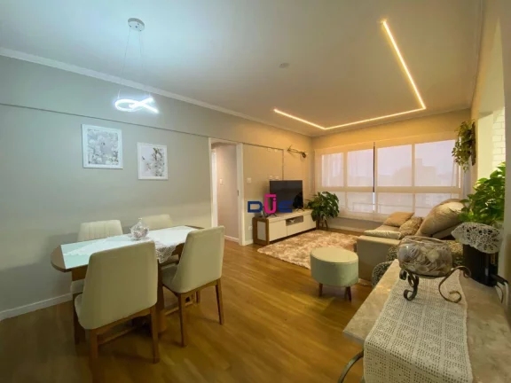 Imagem Amplo apartamento no Embaré com 2 dormitórios, suíte, dependência completa e 1 vaga demarcada