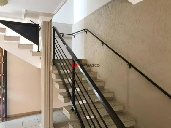 Imagem Casa à venda 2 Quartos, 1 Suite, 1 Vaga, 299M², Barcelona, São Caetano do Sul - SP