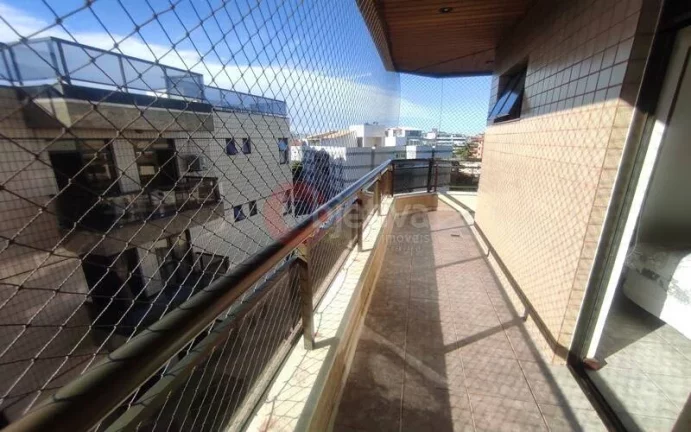 Imagem Cobertura a venda com 4 quartos (2 suítes) no bairro Algodoal - Cabo Frio