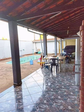 Imagem Casa com 2 dormitórios à venda, 203 m² por R$ 680.000,00 - Jardim D'itália - Santa Gertrudes/SP