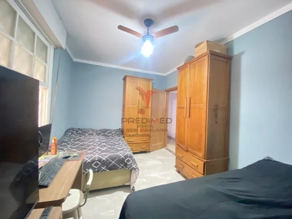 Imagem Apartamento em Santos, todo reformado com 2 Dormitórios, com suíte. Excelente Localização