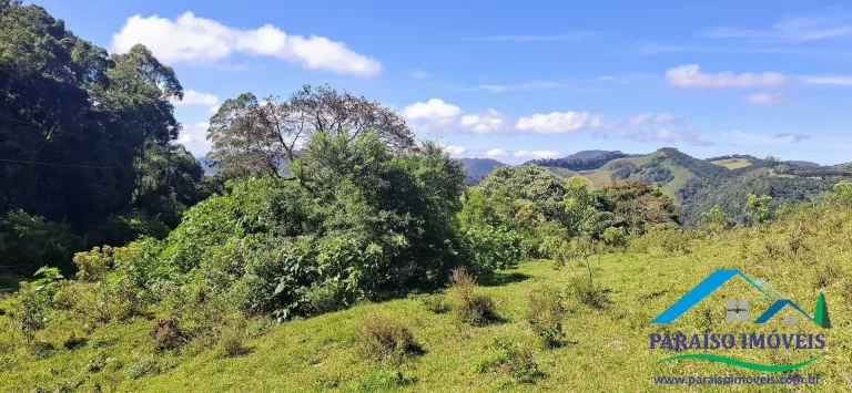 Imagem Terreno com Vista Espetacular em Gonçalves, Terra Fria