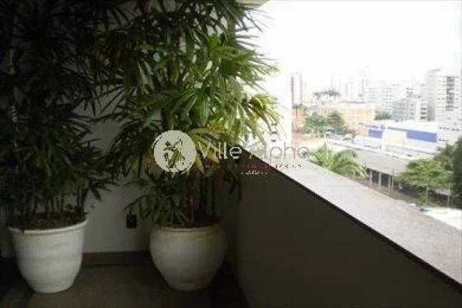 Imagem COBERTURA GRANDE A VENDA NA VILA RICA EM SANTOS COM VISTA LIVRE