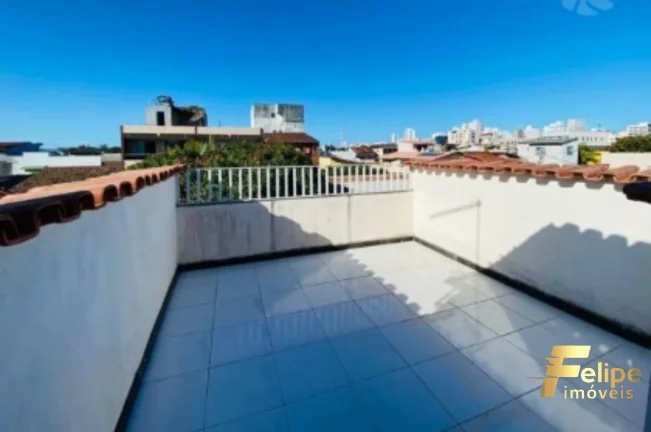 Imagem CASA COM 10 QUARTOS NA PRAIA DO MORRO / ES