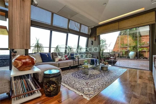 Imagem Cobertura Duplex Jardim Europa. Excelente! Duas suítes (é possível fazer mais dois dormitórios n...