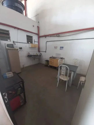 Imagem Galpão para Locação na BR 265, Barbacena - 450m2 com Piso Industrial