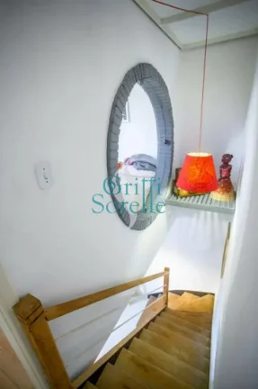 Imagem Casa/Sobrado de Vila à Venda em Pinheiros - São Paulo/SP.