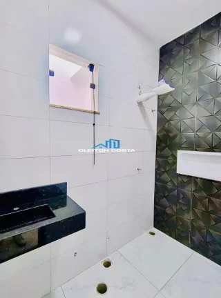 Imagem Casa para Venda em Feira de Santana, Mangabeira, 3 dormitórios, 1 suíte, 1 banheiro, 2 vagas