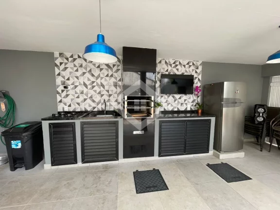 Imagem Casa Dúplex em Condomínio Fechado: Conforto e Segurança