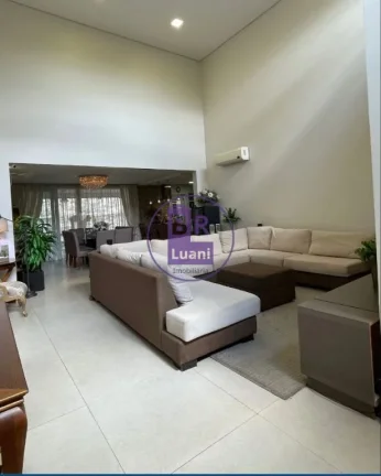 Imagem Casa Térrea de Luxo em Condomínio Fechado – Conforto, Segurança e Estilo