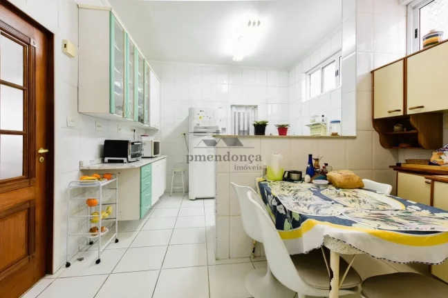 Imagem Apartamento 3 quartos, 2 banheiros, 1 vaga 179 m²