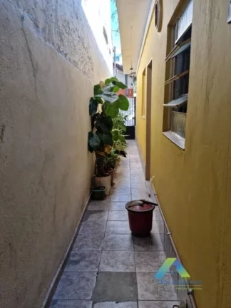 Imagem Sobrado com ótima localização 2 dormitórios