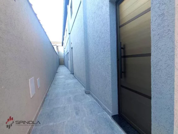 Imagem Sobrado com 2 dormitórios à venda, 50 m² por R$ 350.000,00 - Maracanã - Praia Grande/SP