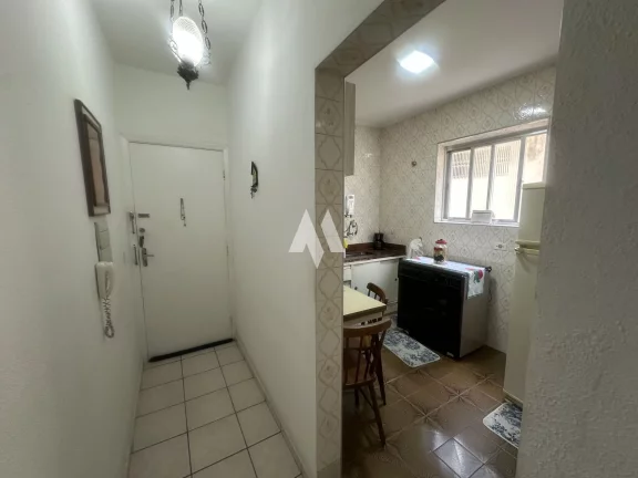 Imagem Apartamento próximo a praia do Embaré com sacada!