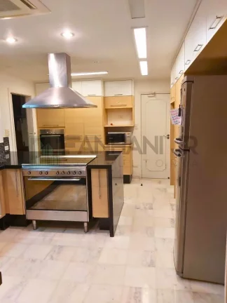 Imagem Apartamento à venda no Jardim Paulista, São Paulo-SP: 3 quartos, 1 suíte, 3 salas, 4 banheiros, 3 vagas, 330m². Imperdível!