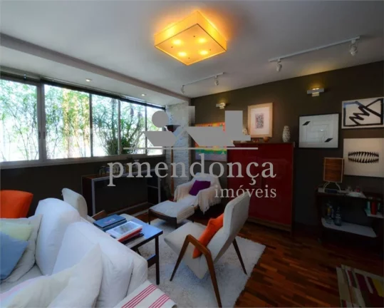 Imagem Apartamento à venda em Perdizes com 3 quartos( 1 suíte ) e 2 vagas fixas, 130m2
