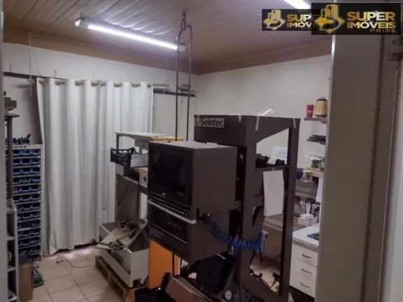 Imagem Casa Padrão para Venda em Centro Pelotas-RS - 2404