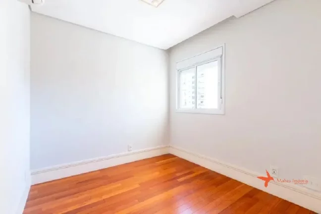 Imagem Apartamento à venda em Pinheiros, São Paulo-SP: 3 quartos, 3 suítes, 3 salas, 5 banheiros, 3 vagas, 150m². Próximo ao Hospital das Clinicas!