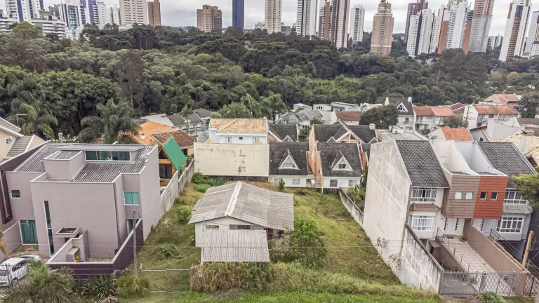 Imagem Terreno a venda no Mossunguê