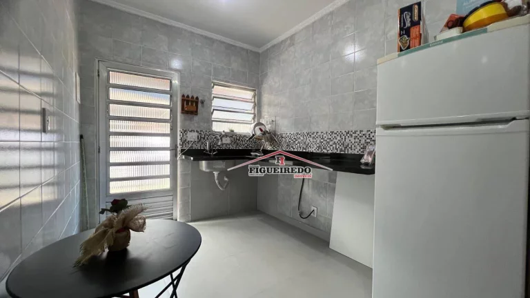 Imagem Casa à venda, 28 m² por R$ 195.000,00 - Vila Guilhermina - Praia Grande/SP