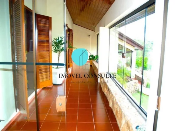Imagem Casa à venda, 431m² com 04 quartos em Atibaia- São Paulo.