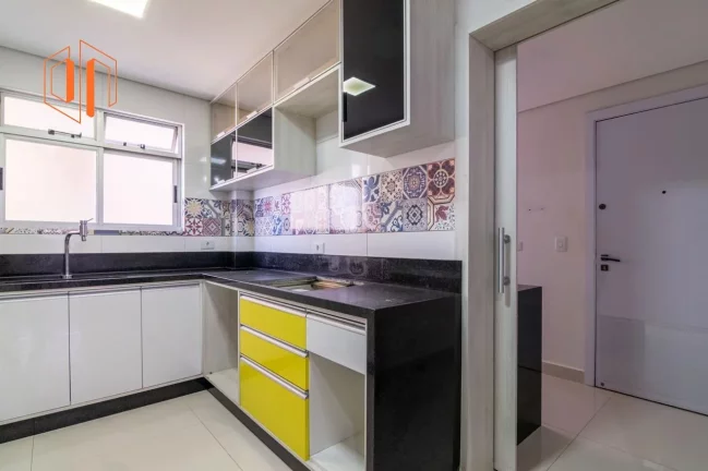 Imagem Apartamento para Venda em Curitiba, Cabral, 3 dormitórios, 1 suíte, 2 banheiros, 2 vagas