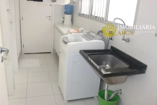 Imagem Apartamento de luxo no Morumbi: 3 quartos, 2 suítes, 2 salas, 4 banheiros, 2 vagas de garagem, 160m². Confira!