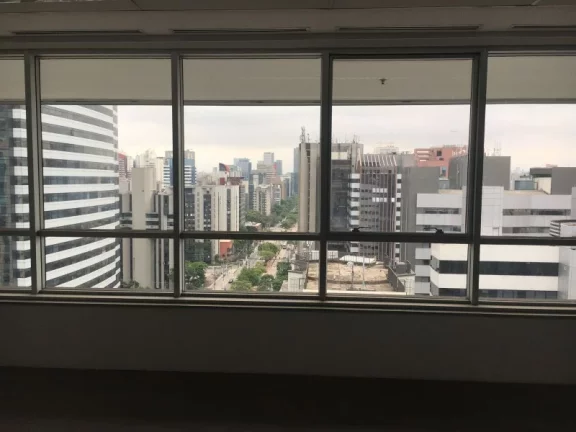 Imagem Laje Comercial de 181 m² com 5 vagas na Av. Engenheiro Luiz Carlos Berrini - Brooklin