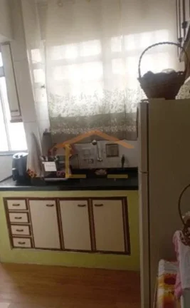 Imagem Apartamento no 3º andar (acesso por escadas), 64m², 2 dormitórios, sendo 1 suíte, sala ampla e b...