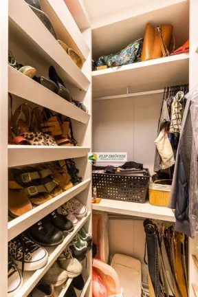 Imagem Cobertura duplex mobilhad para venda com 108 metros quadrados com 1 quarto em Cambuí - Campinas - SP