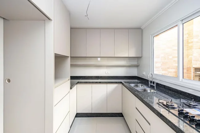 Imagem Sobrado Triplex Novo no Campo Comprido – 3 Quartos + Ático com BWC!