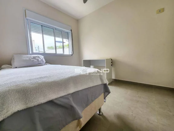Imagem Belíssima casa de Villagio à venda com 4 Dormitórios sendo 2 suítes 232m² na Riviera de São Lourenço - Bertioga SP