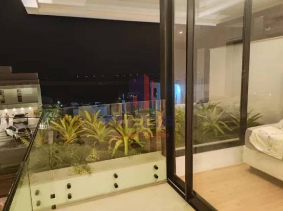 Imagem Mega vende uma magnifica casa duplex no condomínio de luxo Riviera Park