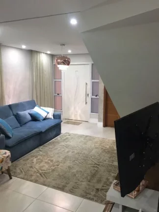Imagem Sobrado com 4 dormitórios à venda, 156 m² por R$ 890.000,00 - Parque Santa Rosa - Suzano/SP