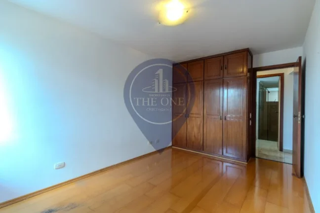 Imagem Apartamento à venda em São Paulo, Sumaré: 3 quartos, 1 suíte, 3 banheiros, 1 vaga, 105m² de área. Confira!