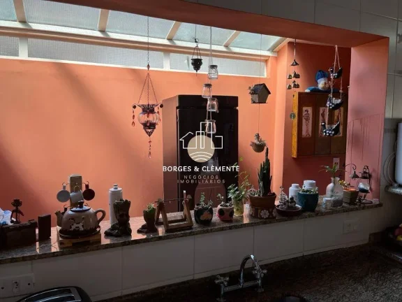 Imagem Casa com 3 dormitórios à venda, 294 m² por R$ 1.500.000 - Vila Esperia