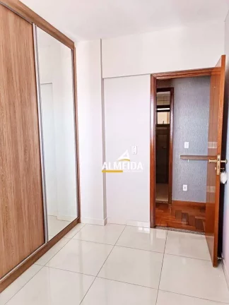 Imagem Apartamento com 3 dormitórios à venda, 78 m² por R$ 520.000,00 - Santa Cruz - Rio Claro/SP