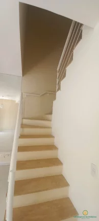 Imagem Linda casa 3 dormitórios, sendo 1 suíte com closet em condomínio com lazer