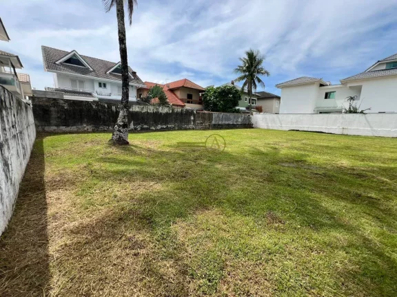 Imagem Terreno á venda, condomínio Bougainville I Frente Mar em Peruíbe