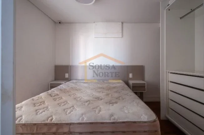 Imagem Apartamento de 114m².
O imóvel conta com 2 suítes espaçosas, ambas equipadas com móveis planeja...