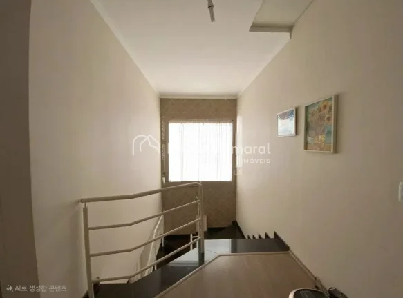 Imagem Apresentamos uma magnífica residência disponível para venda ou locação em excelente condomínio...