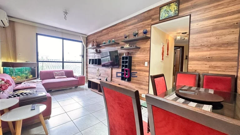 Imagem Apartamento com 2 dormitórios sendo 1 suite No Embaré. vaga demarcada, salao festas amplo, churrasqueira, e salao de jogos. Andar alto com vista livre