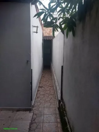 Imagem EXCELENTE CASA, PRÓXIMA AO SUPERMERCADO BH, EM JUATUBA!
*CASA EM LOTE DE 420M²
*CONSTITUÍDA POR: ...