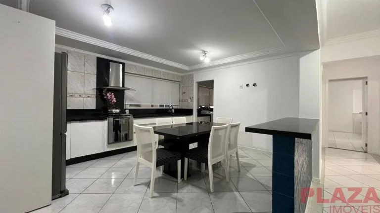 Imagem Apartamento com 3 quartos, Centro - Balneário Camboriú