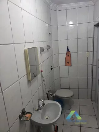 Imagem Sobrado a venda com 03 quartos, proximo a Av do Cursino por R$ 297 mil